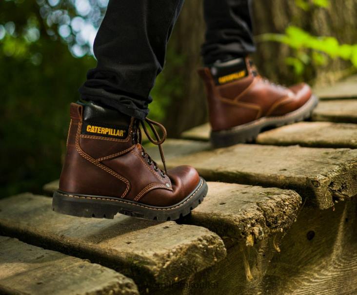 Men Dark Brown Caterpillar Second Shift Steel Toe Work Boot 48T816