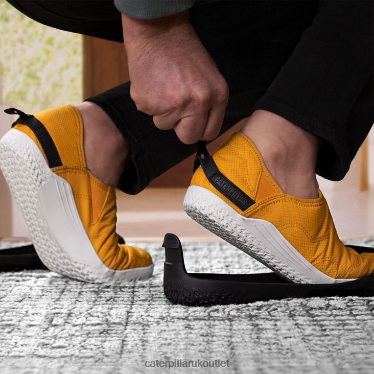 Men Red Plaid Caterpillar Crossover Slip On 48T8170